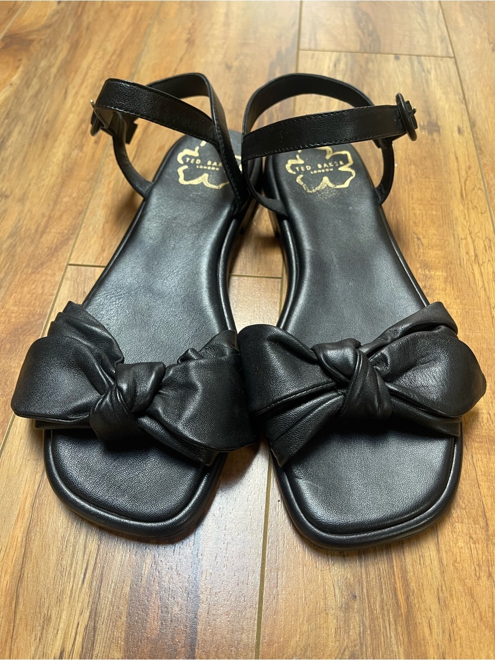 Ted Baker London Halah Leather Bow Ankle Strap Sandals Black Size 38 - Picture 13 of 16
